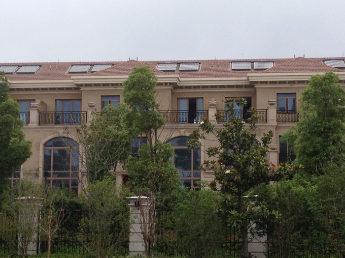 新城太陽(yáng)能熱水工程